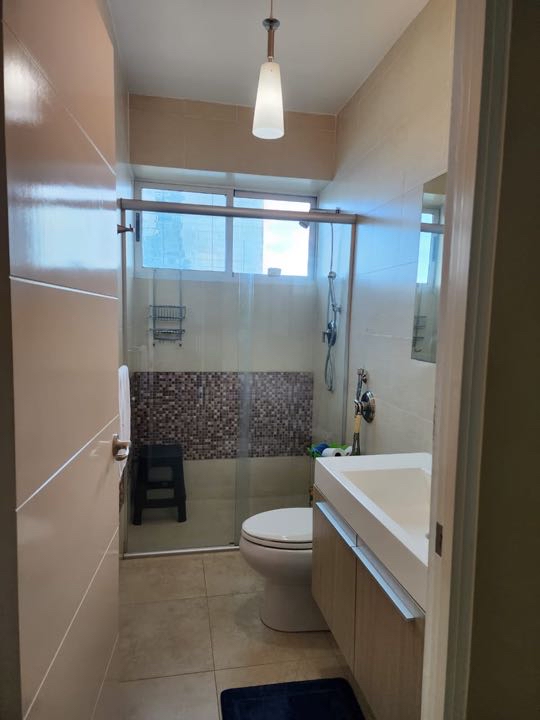 SE VENDE APARTAMENTO EN AVENIDA BALBOA, PH H20