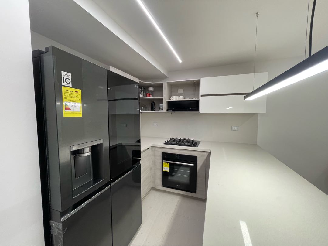 SE VENDE APARTAMENTO EN BAIKAL VALLE DEL LILI