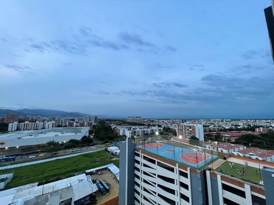 SE VENDE APARTAMENTO EN BAIKAL VALLE DEL LILI