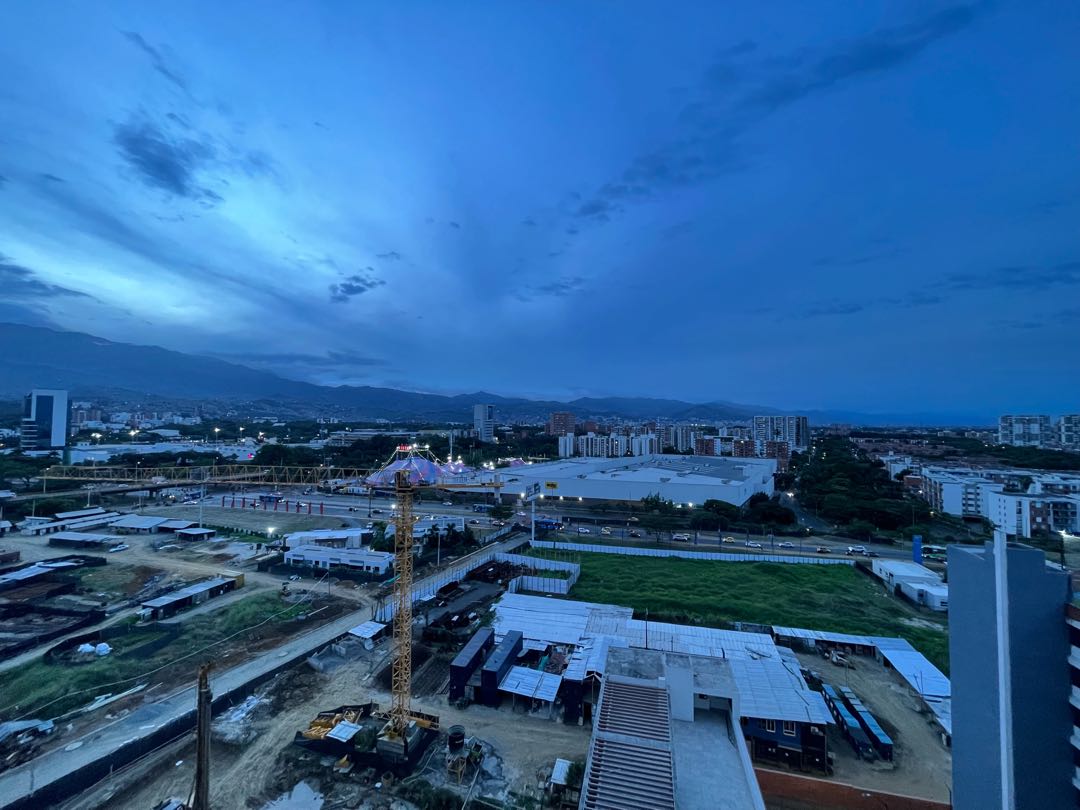 SE VENDE APARTAMENTO EN BAIKAL VALLE DEL LILI