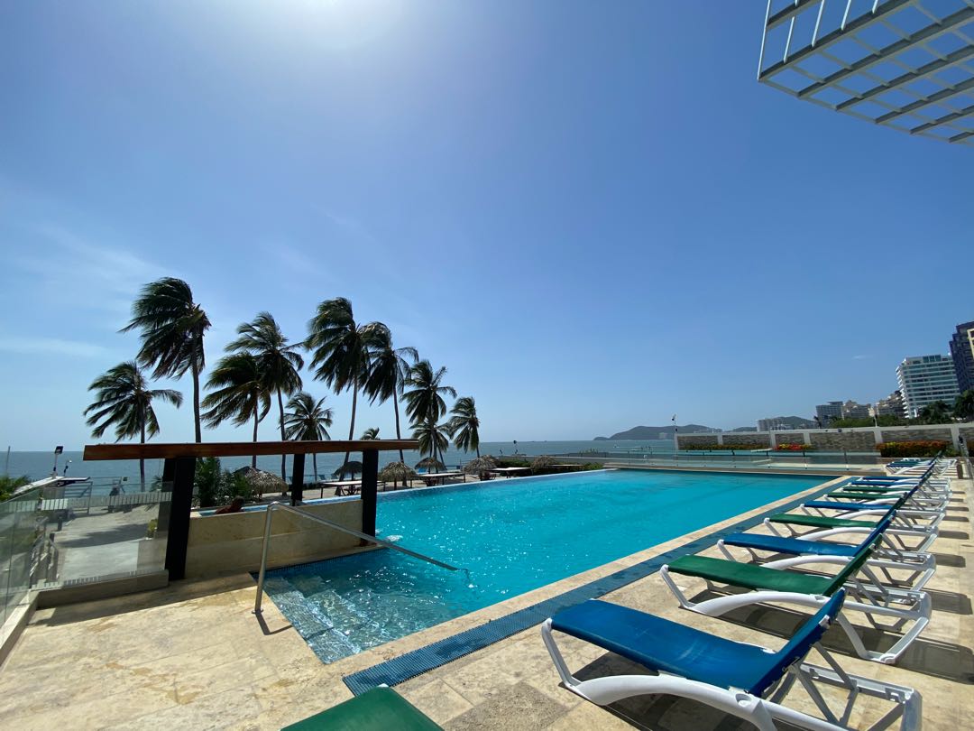 Se vende apartamento en Bello Horizonte, Santa Marta