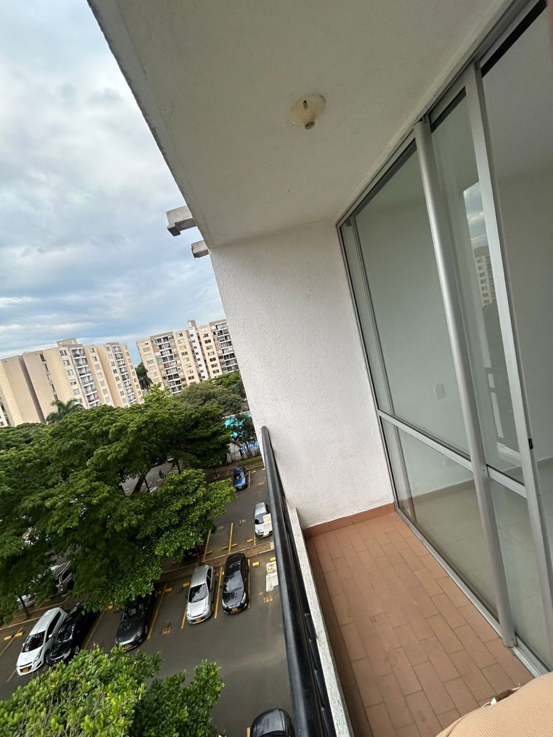 SE VENDE APARTAMENTO EN BOCHALEMA 55m2 piso 7