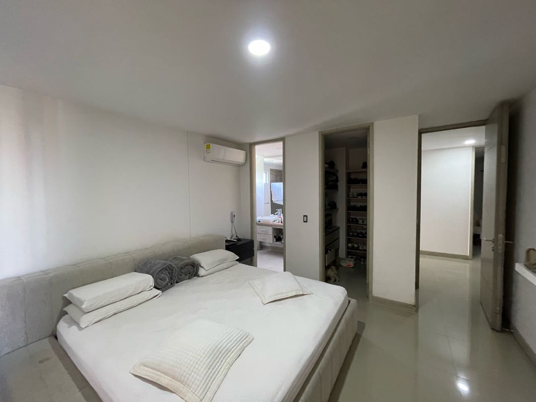 SE VENDE APARTAMENTO EN CENTRAL PARK PANCE