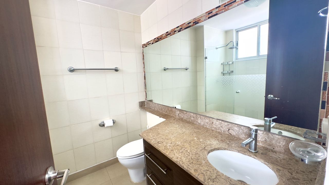 Se vende apartamento en Costa del Este
