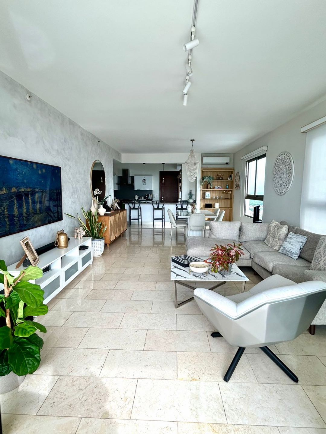 Se Vende Apartamento familiar en Santa María – Seguridad y comodidad