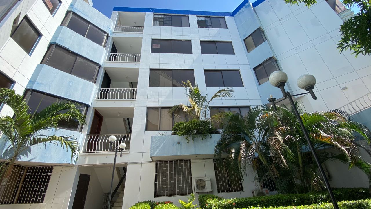Se vende apartamento en la Av. Libertador, Santa Marta