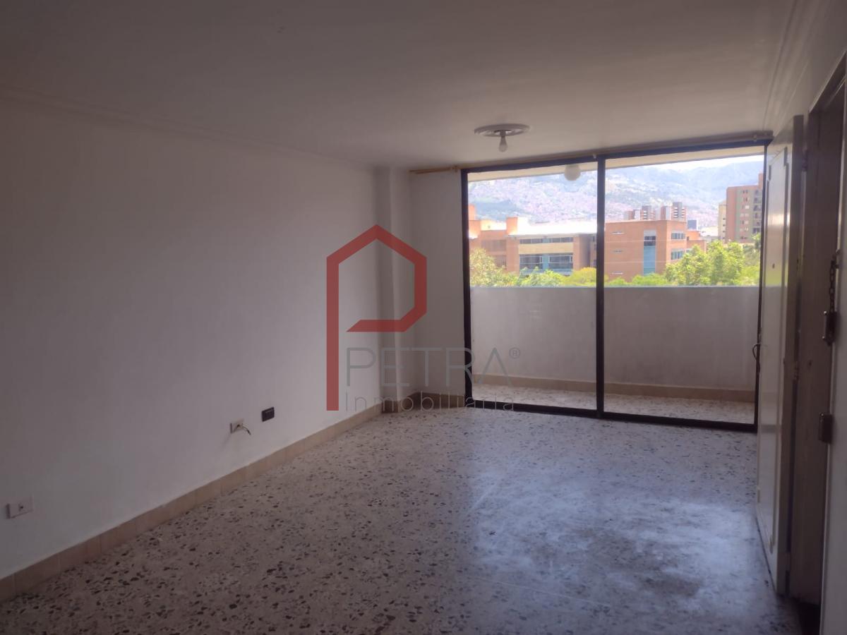 Se Vende Apartamento en Los Colores, Medellín