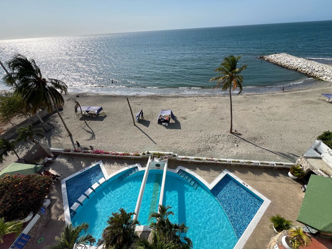 Se vende apartamento en Playa Salguero - Santa Marta