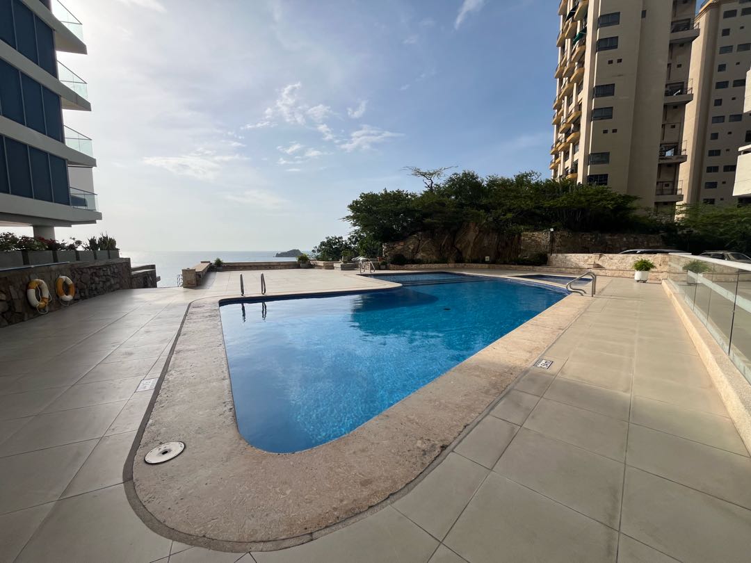 Se vende apartamento en Rodadero Sur, Santa Marta