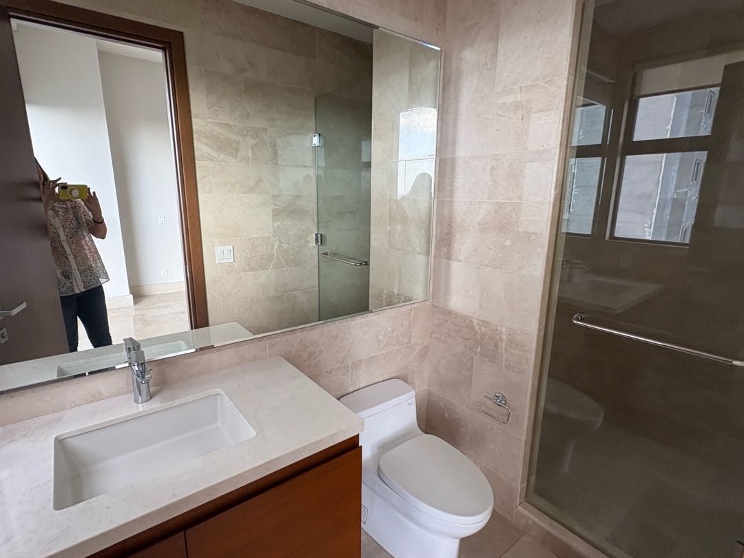 Se Vende Apartamento en PH Albatross Santa Maria