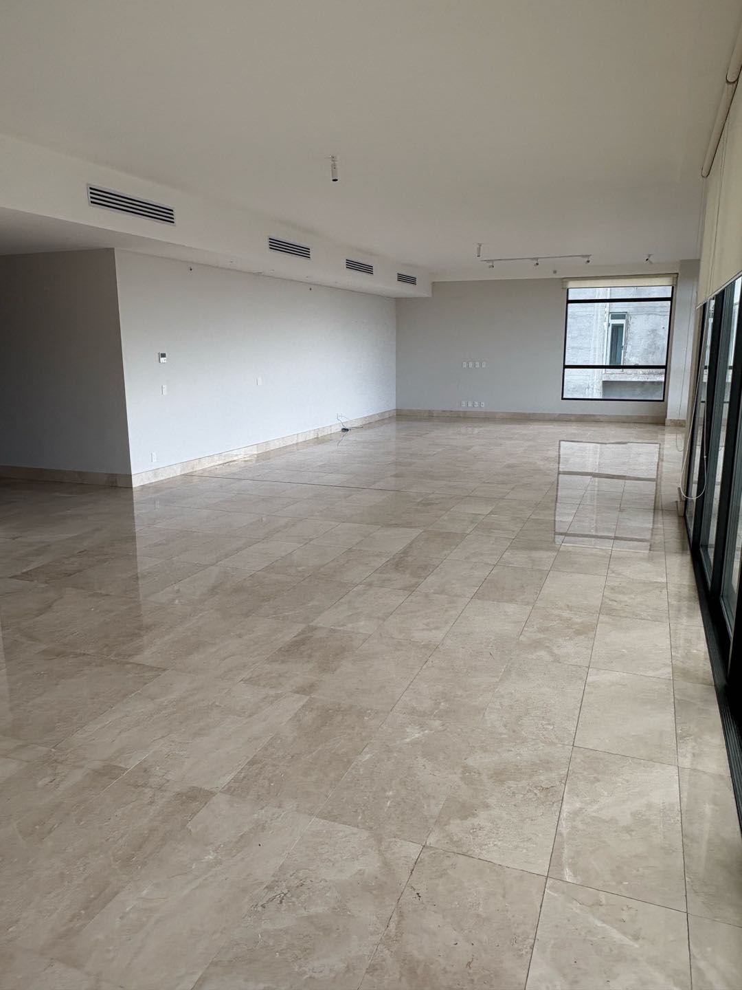 Se Vende Apartamento en PH Albatross Santa Maria