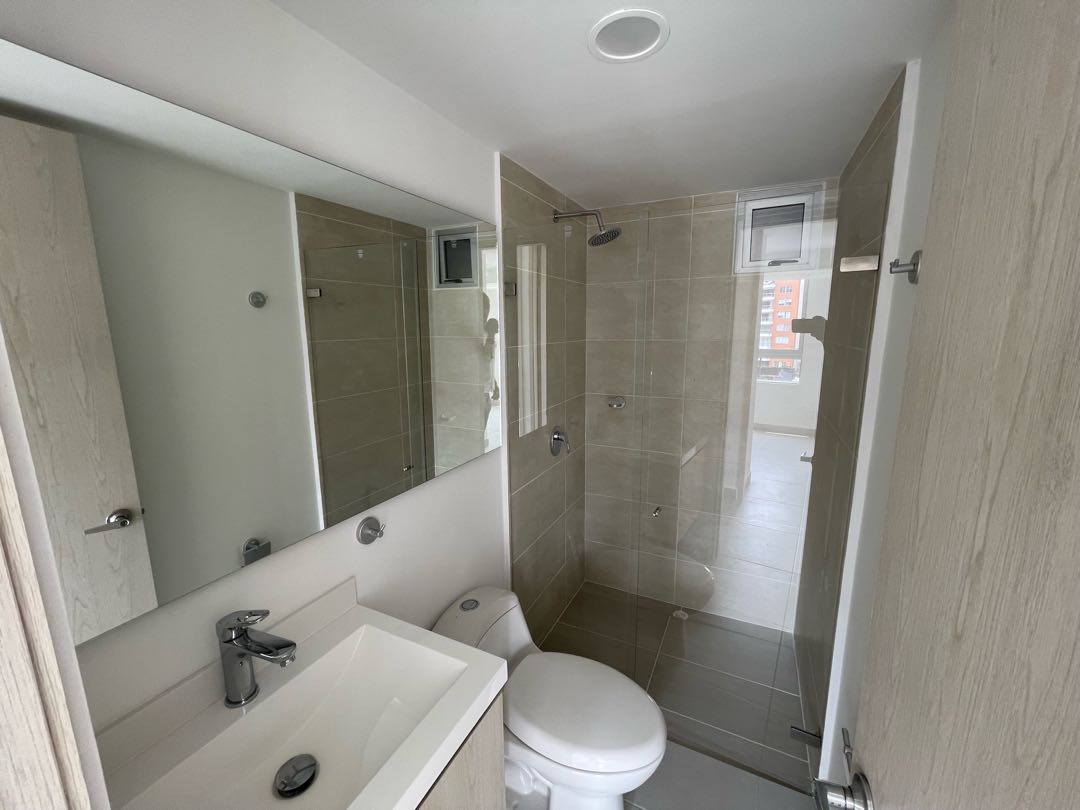 SE VENDE APARTAMENTO NUEVO EN VALLE DEL LILI- PLATINO