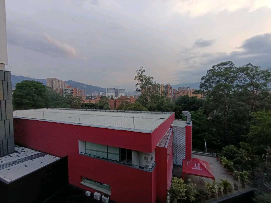 Miniatura 8