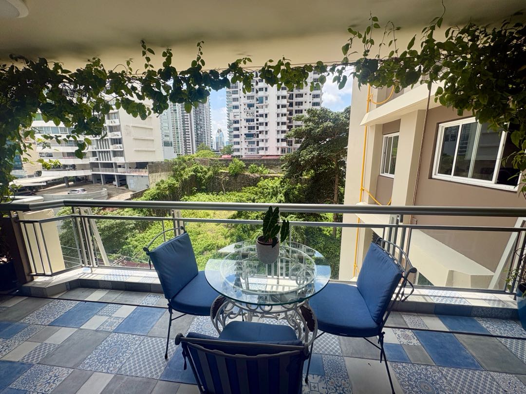 Se Vende Apartamento Remodelado en Torre del Mar, Punta Paitilla
