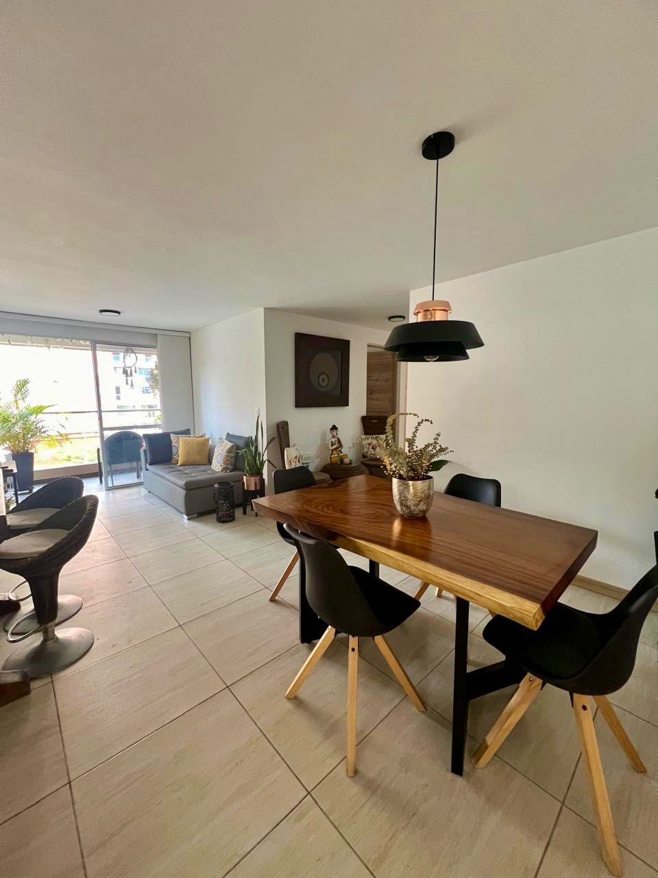 SE VENDE APARTAMENTO  SENDEROS SAN SILVESTRE PEREIRA