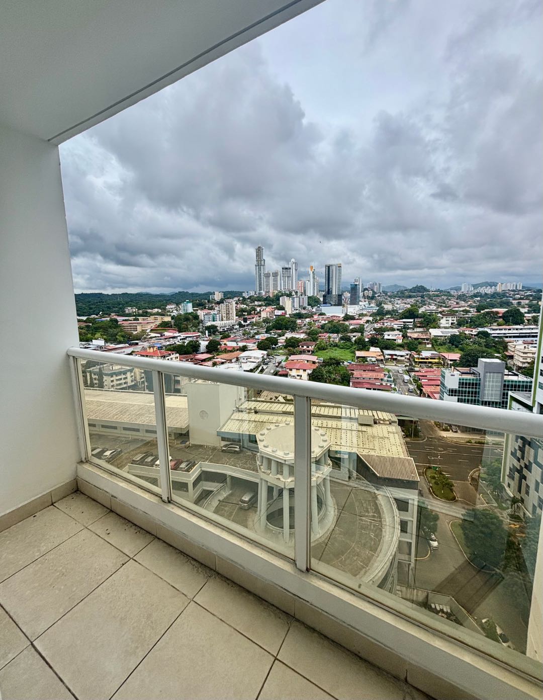 Se Vende en PH El Mare, Edison Park