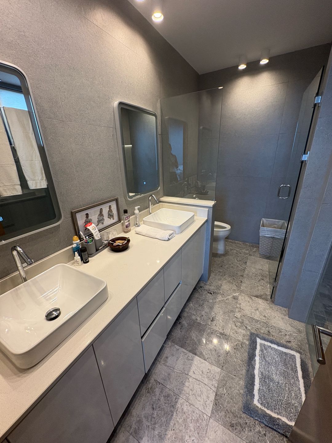 Se Vende PH Empire en Santa de 2 amplias habitaciones Maria