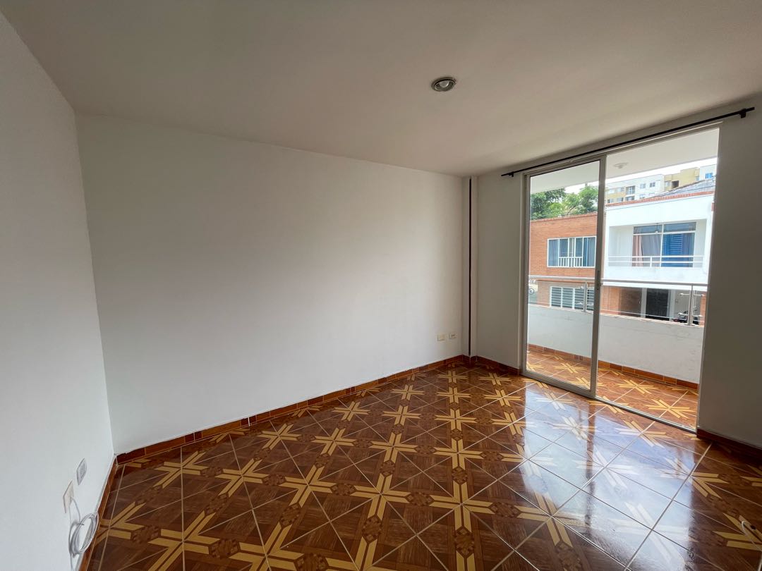 SE VENDE o PERMUTA CASA BIFAMILIAR EN COUNTRY PLAZA JAMUNDI