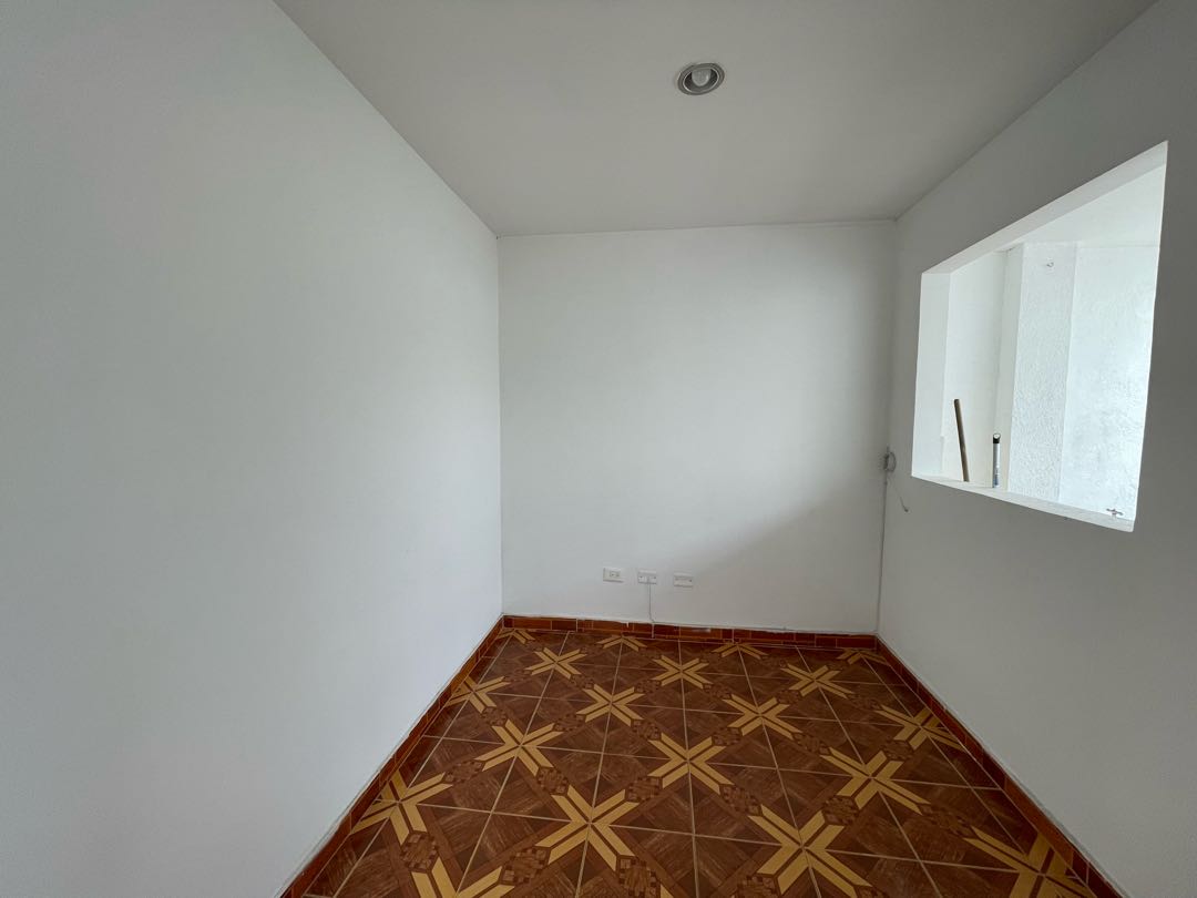 SE VENDE o PERMUTA CASA BIFAMILIAR EN COUNTRY PLAZA JAMUNDI