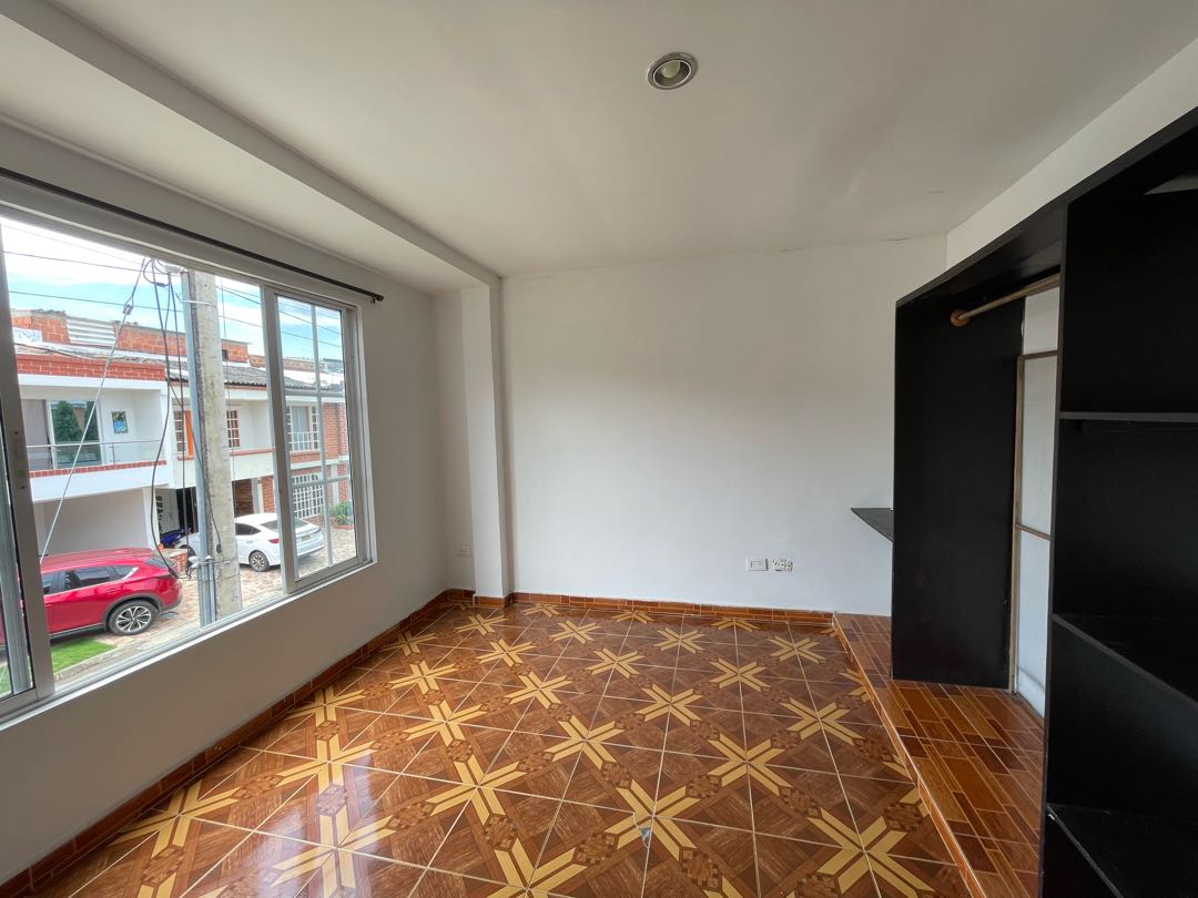 SE VENDE o PERMUTA CASA BIFAMILIAR EN COUNTRY PLAZA JAMUNDI