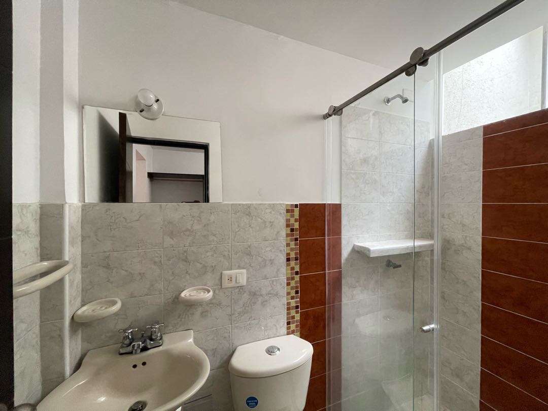 SE VENDE o PERMUTA CASA BIFAMILIAR EN COUNTRY PLAZA JAMUNDI