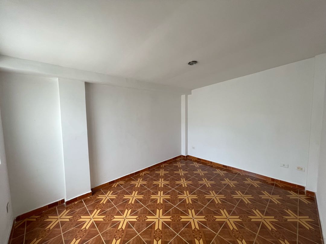 SE VENDE o PERMUTA CASA BIFAMILIAR EN COUNTRY PLAZA JAMUNDI