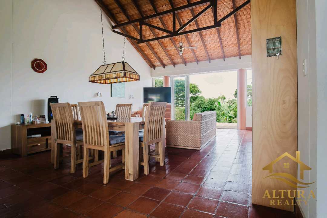 SE VENDE CASA CAMPESTRE ARMENIA MONTENEGRO QUINDIO