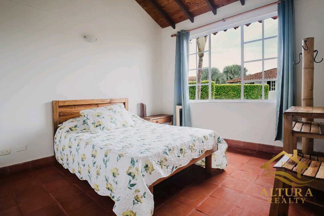 SE VENDE CASA CAMPESTRE ARMENIA MONTENEGRO QUINDIO