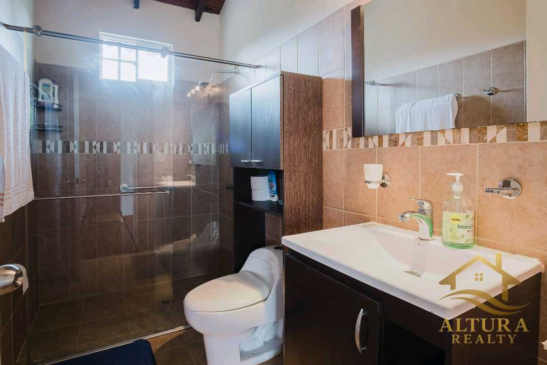 SE VENDE CASA CAMPESTRE ARMENIA MONTENEGRO QUINDIO