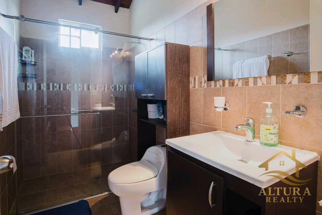 SE VENDE CASA CAMPESTRE ARMENIA MONTENEGRO QUINDIO