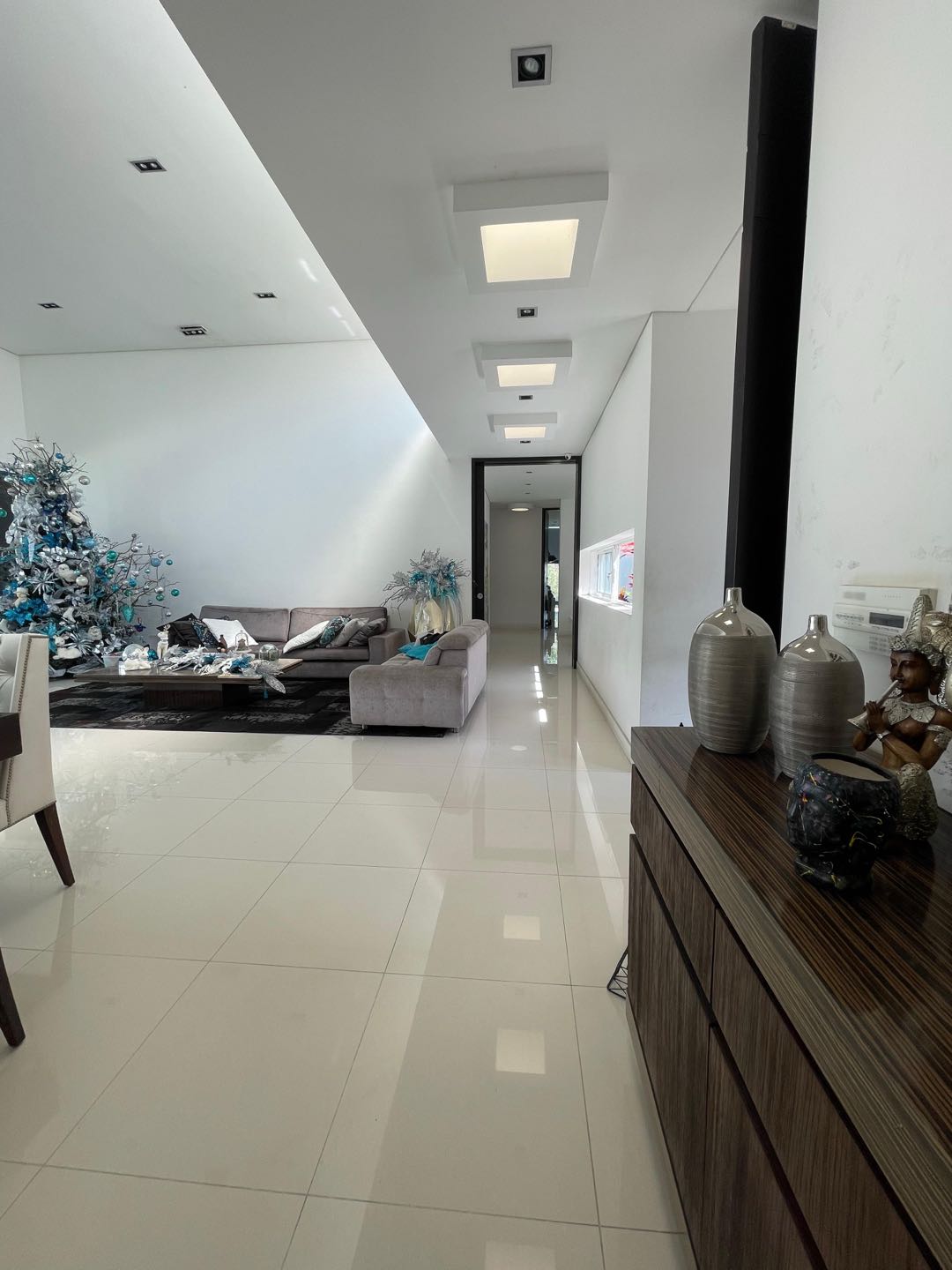 SE VENDE CASA CAMPESTRE DE EN DELONIX  CIUDAD JARDÍN CALI