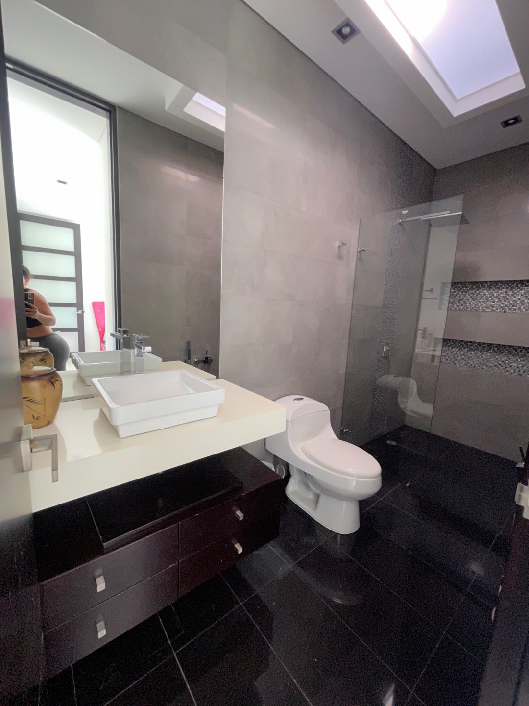 SE VENDE CASA CAMPESTRE DE EN DELONIX  CIUDAD JARDÍN CALI