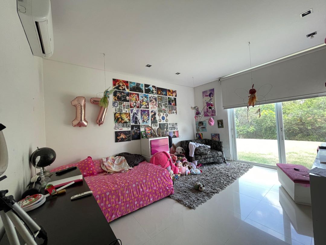 SE VENDE CASA CAMPESTRE DE EN DELONIX  CIUDAD JARDÍN CALI