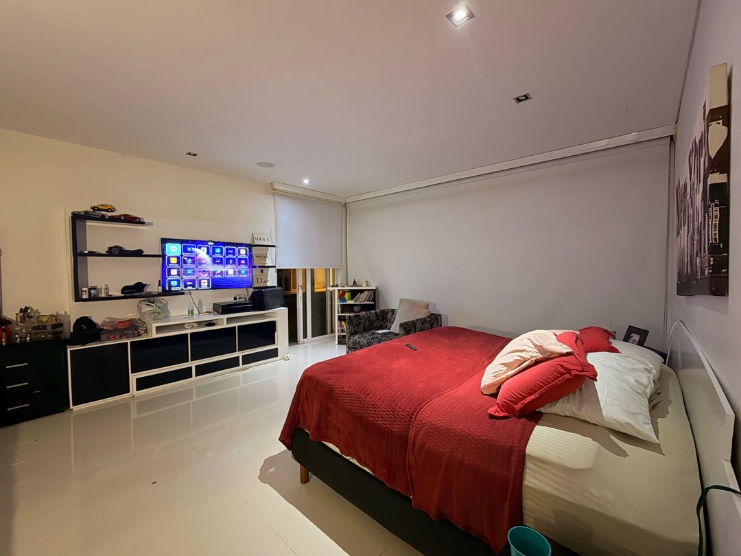SE VENDE CASA CAMPESTRE DE EN DELONIX  CIUDAD JARDÍN CALI