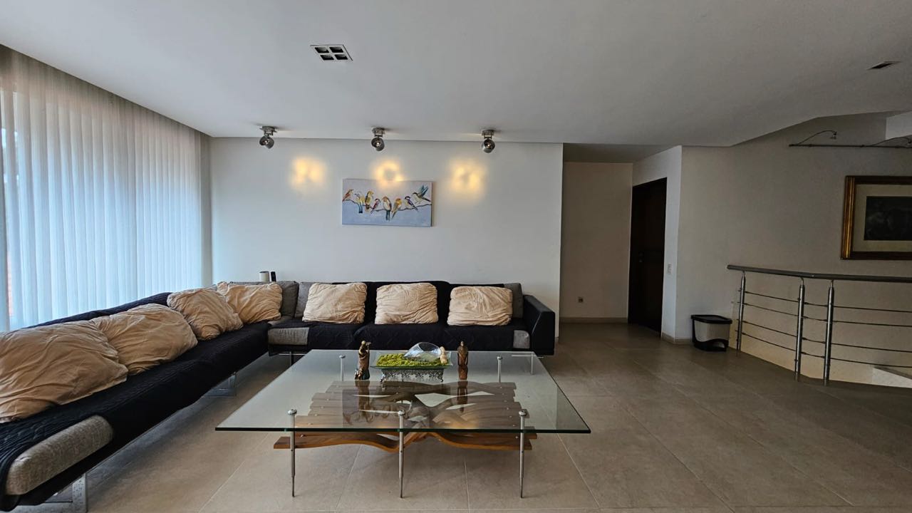 SE VENDE CASA TROPICAL EN LA MARIA PANCE