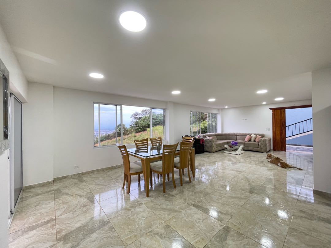 SE VENDE CASA CAMPESTRE EN LA REFORMA CALI