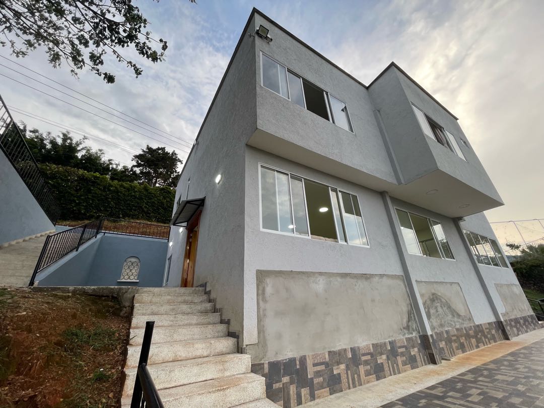 SE VENDE CASA CAMPESTRE EN LA REFORMA CALI