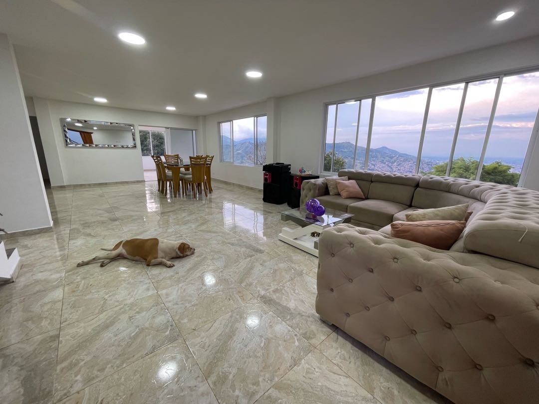 SE VENDE CASA CAMPESTRE EN LA REFORMA CALI