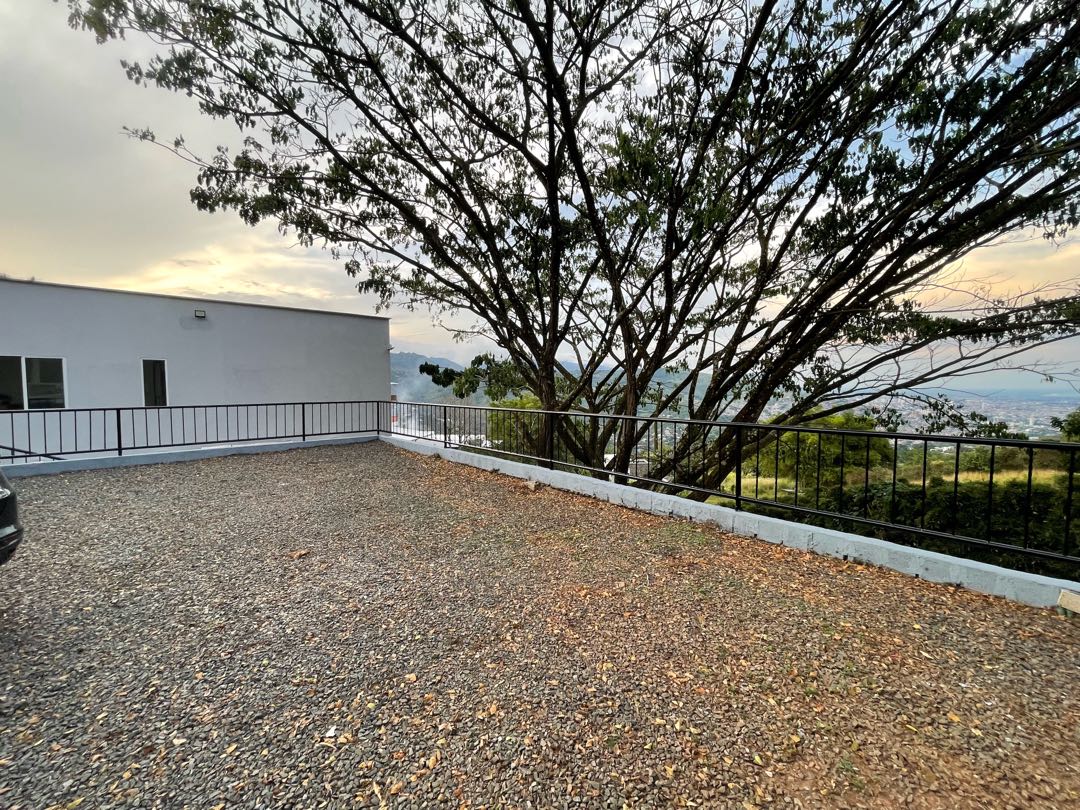 SE VENDE CASA CAMPESTRE EN LA REFORMA CALI