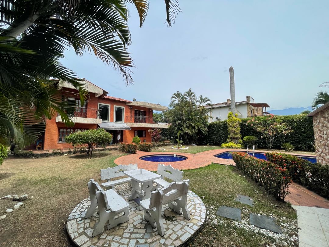 SE VENDE CASA CAMPESTRE EN LA MORADA JAMUNDÍ