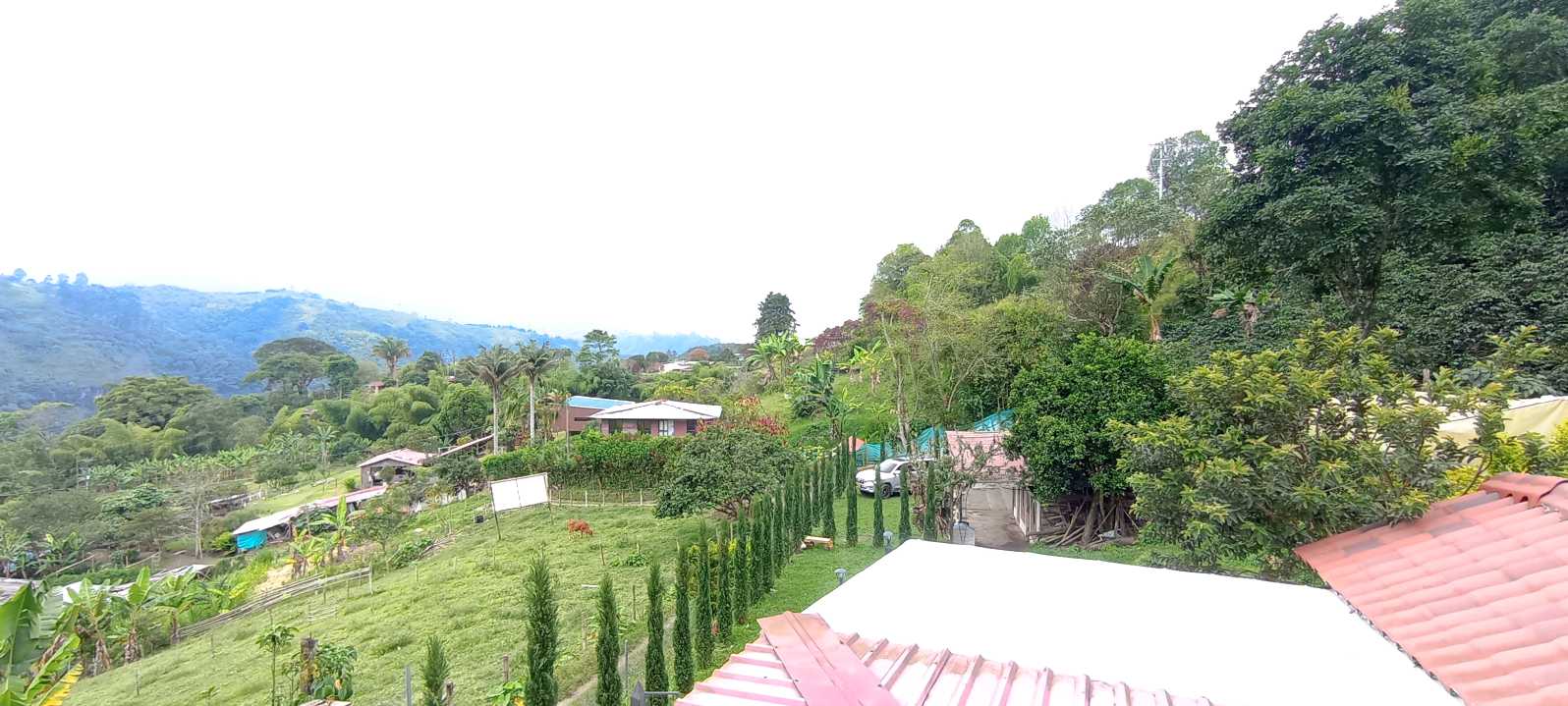 SE VENDE CASA CAMPESTRE EN SALENTO