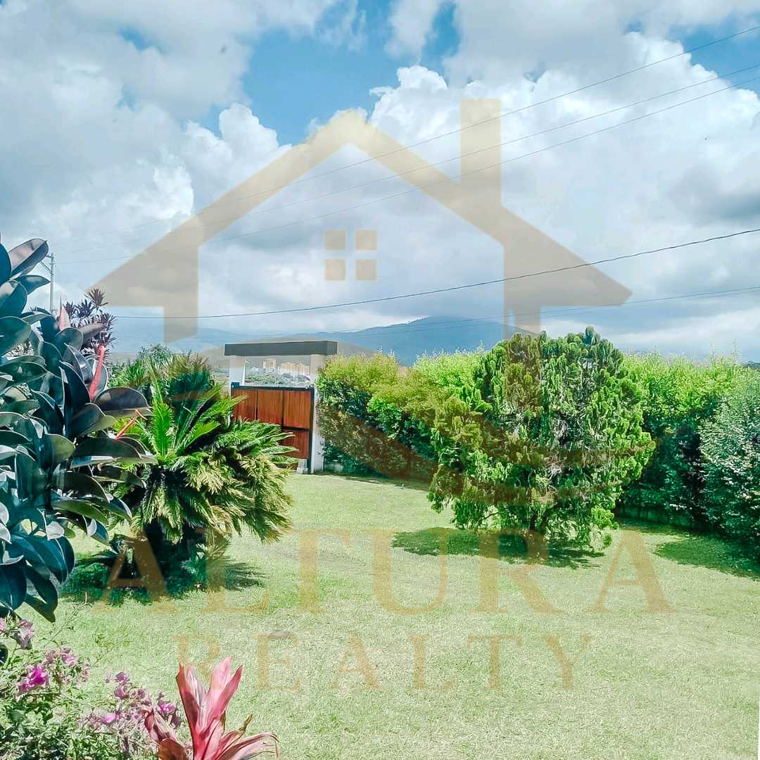 SE VENDE CASA CAMPESTRE ENTRE ARMENIA Y CIRCASIA