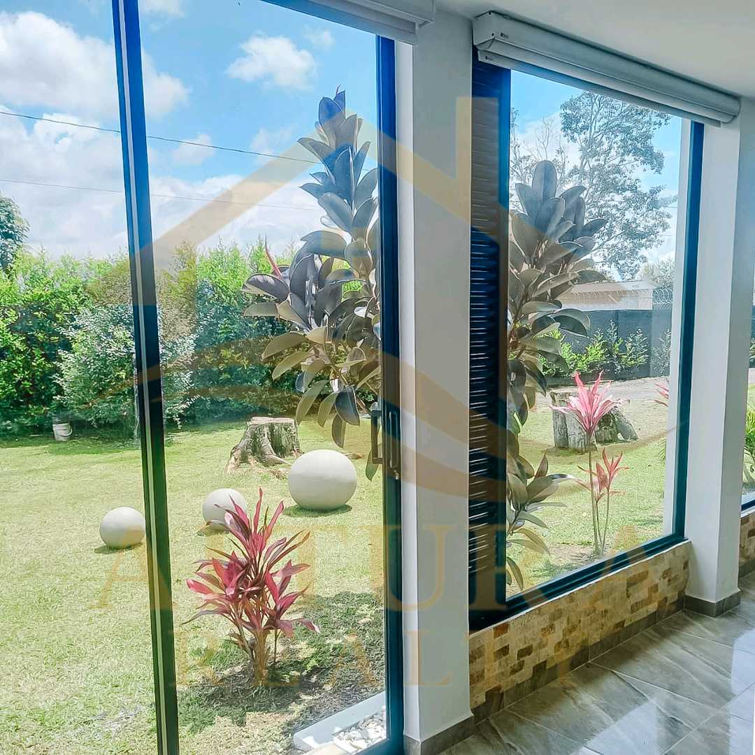 SE VENDE CASA CAMPESTRE ENTRE ARMENIA Y CIRCASIA