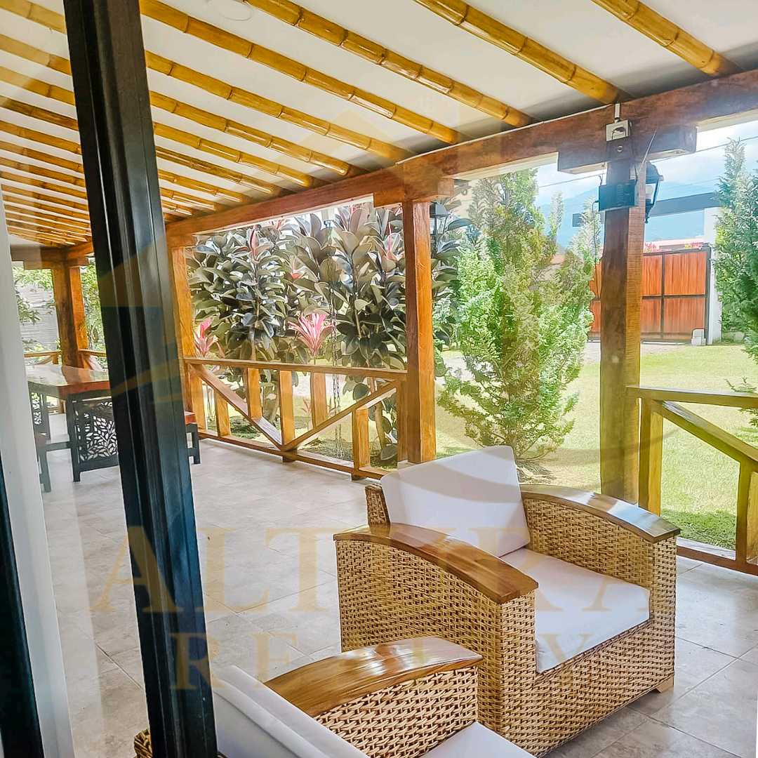 SE VENDE CASA CAMPESTRE ENTRE ARMENIA Y CIRCASIA