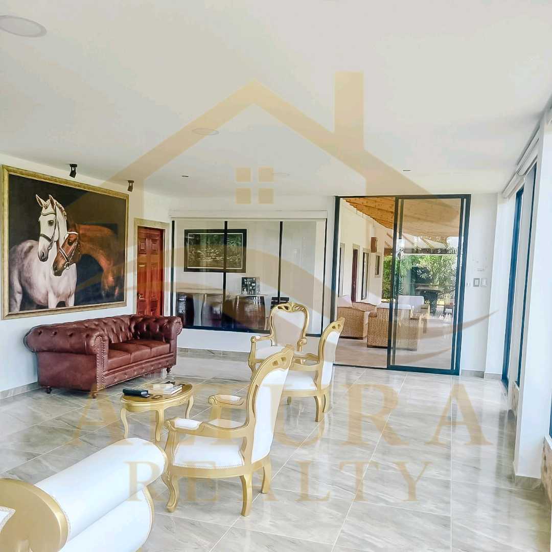 SE VENDE CASA CAMPESTRE ENTRE ARMENIA Y CIRCASIA