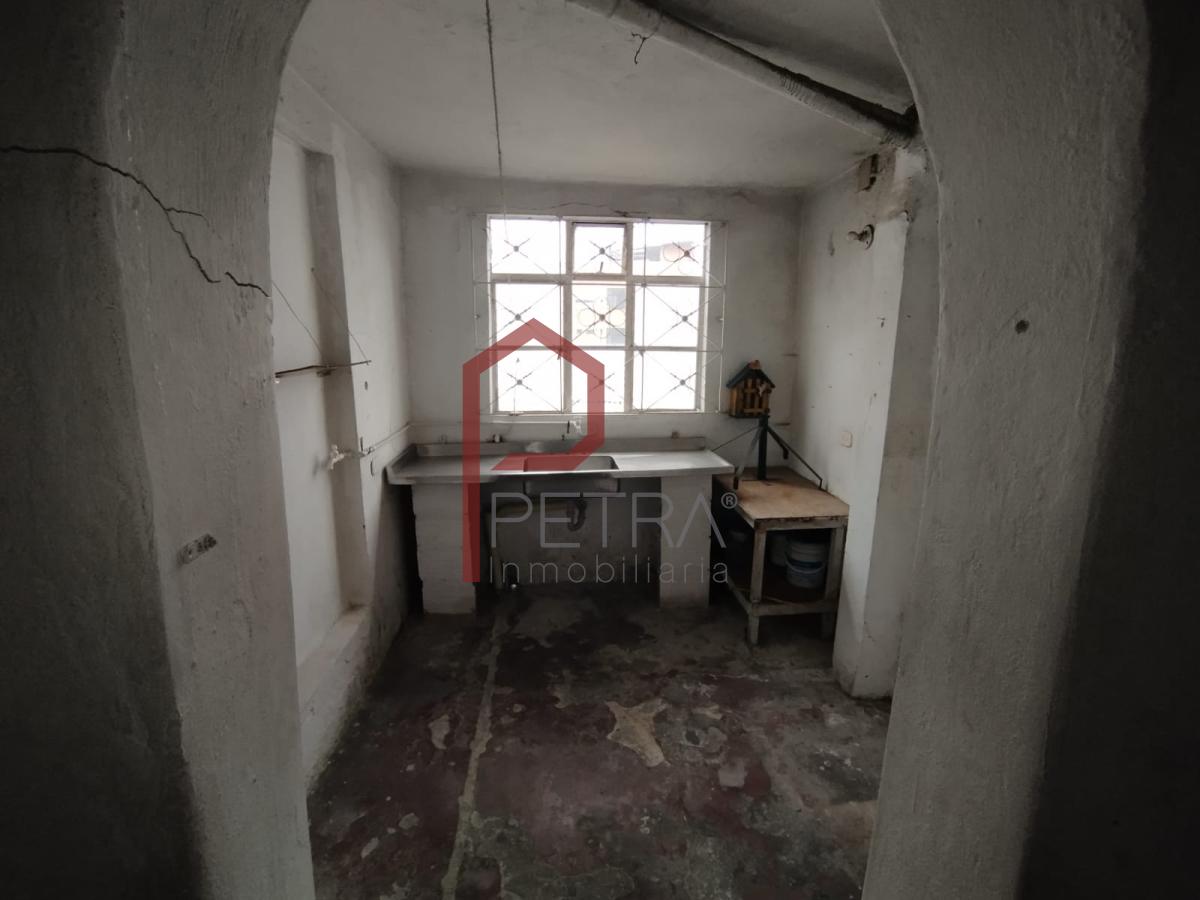 SE VENDE CASA COMERCIAL DE 400 MTS EXCELENTE UBICACIÓN SUBA BOGOTÁ