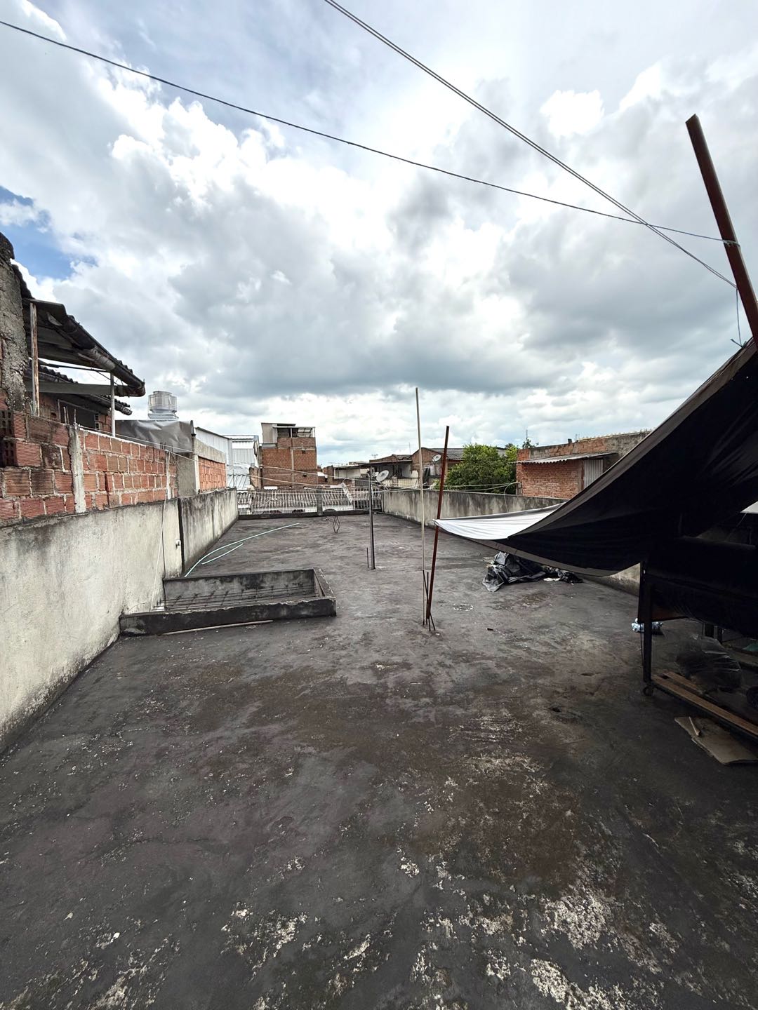 SE VENDE CASA DE DOS PISOS EN BARRIO CALIMA CALI ND9051188