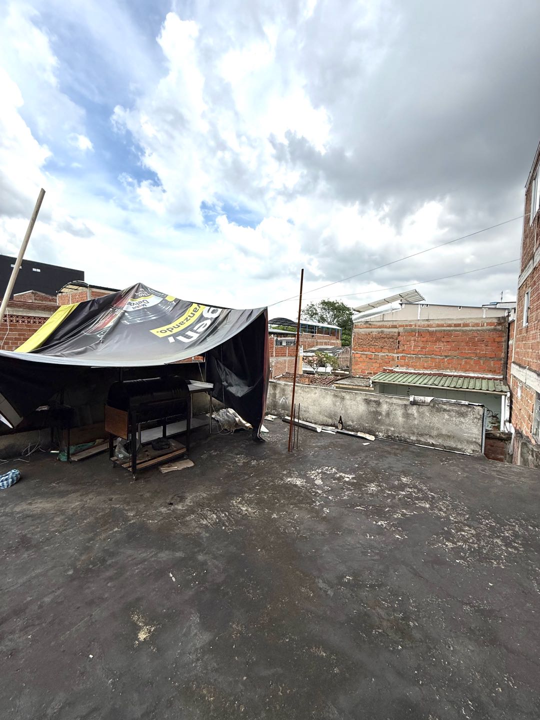 SE VENDE CASA DE DOS PISOS EN BARRIO CALIMA CALI ND9051188