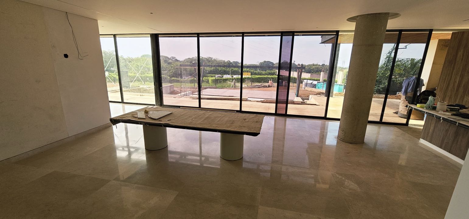 SE VENDE CASA DE LUJO EN CLUB HÍPICO YARUMAL – PANCE CALI