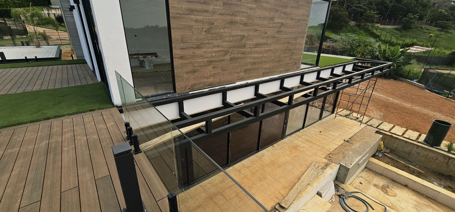 SE VENDE CASA DE LUJO EN CLUB HÍPICO YARUMAL – PANCE CALI